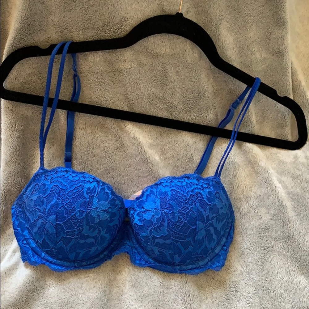 Victoria Secret PINK DATE PUSH-UP